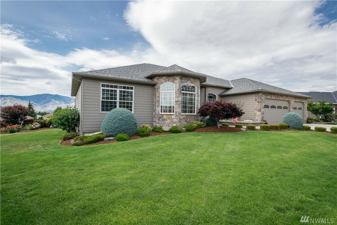 Property Photo:  1636 Harrington Lane  WA 98802 