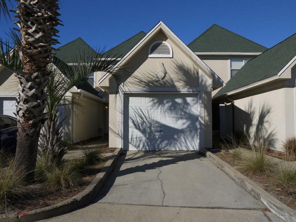 Property Photo: 235 Pelican Place 11 FL 32541
