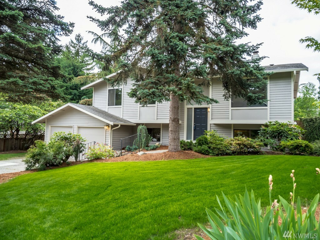 Property Photo:  8831 NE 144th Place  WA 98034 