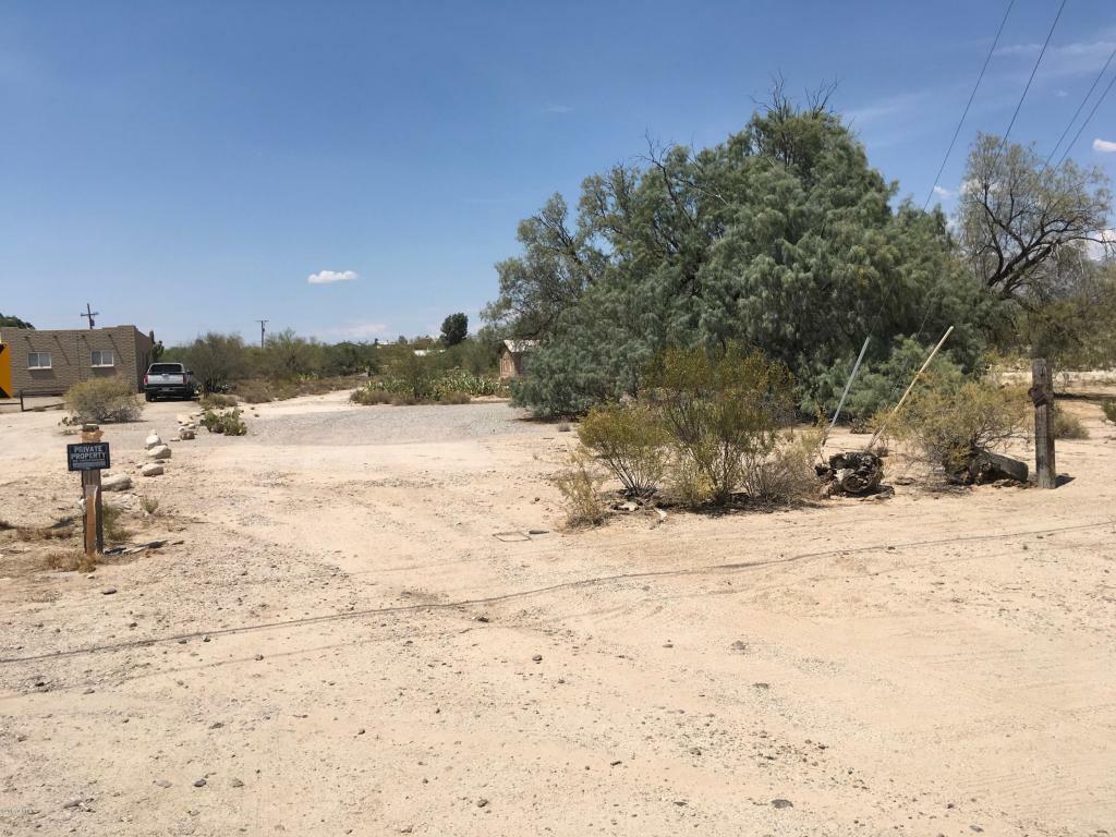 Property Photo:  1760 W Oracle Jaynes Station Road  AZ 85704 