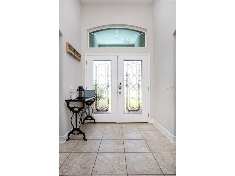Property Photo:  