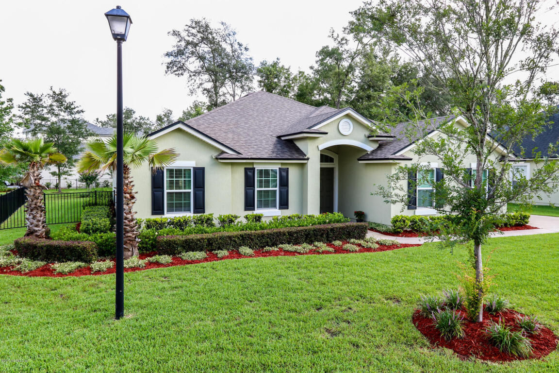 Property Photo: 2014 Medinah Lane FL 32043