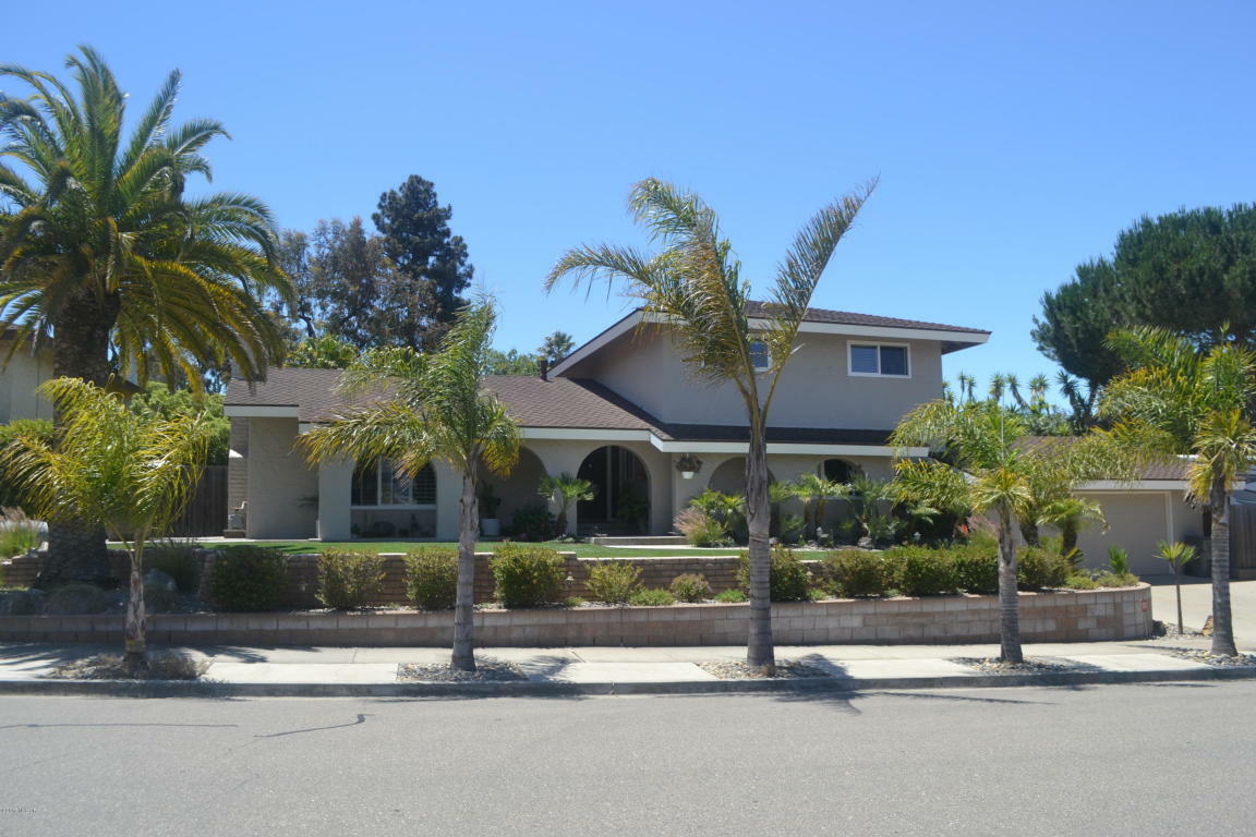 Property Photo:  1044 Cinnabar Court  CA 93455 