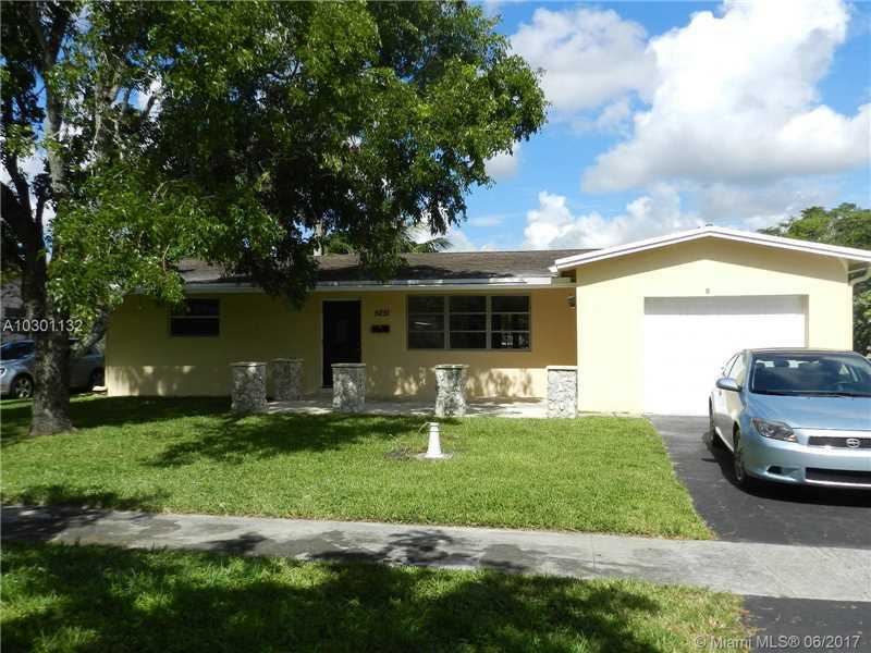 Property Photo:  5251 SW 89th Ave  FL 33328 