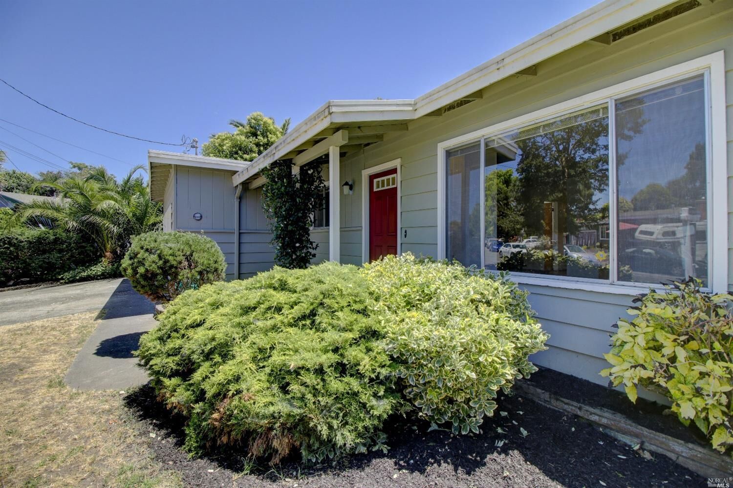 Property Photo:  644 Sunny Manor Way  CA 95401 