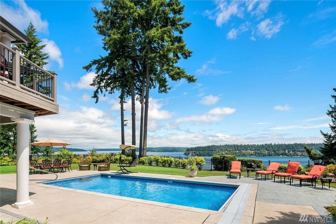 Property Photo:  1921 51st St NW  WA 98335 