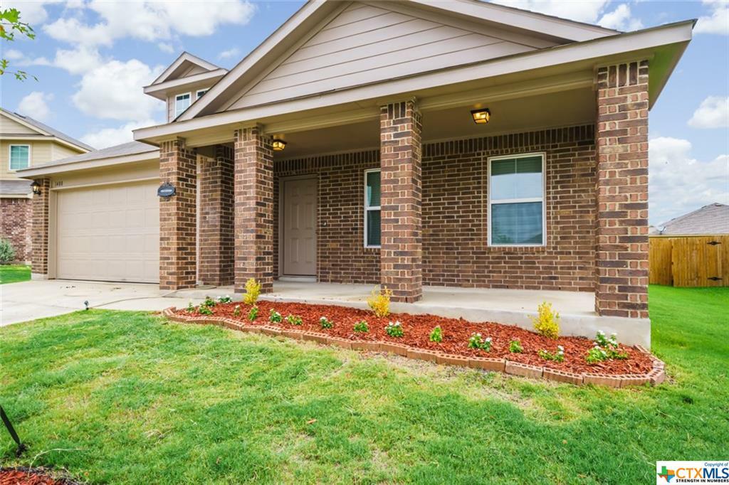 Property Photo:  1408 Birmingham  TX 78155 