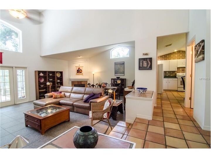 Property Photo: 2740 Kinloch Drive FL 32817