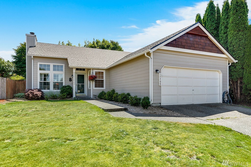 Property Photo:  17708 152nd St SE  WA 98272 