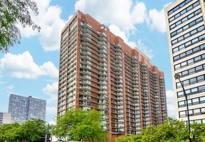 Property Photo: 4170 Marine Drive 9F IL 60613