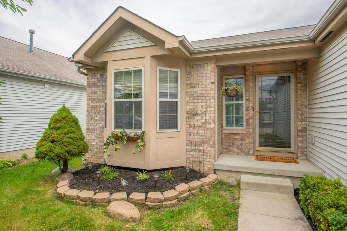 Property Photo:  8560 Abilene Drive  OH 43004 