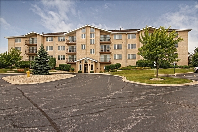 Property Photo:  9750 Koch Court 1C  IL 60467 