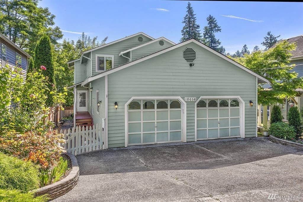 Home for sale in Suquamish 18656 4th Ave NE, Suquamish, WA 98392