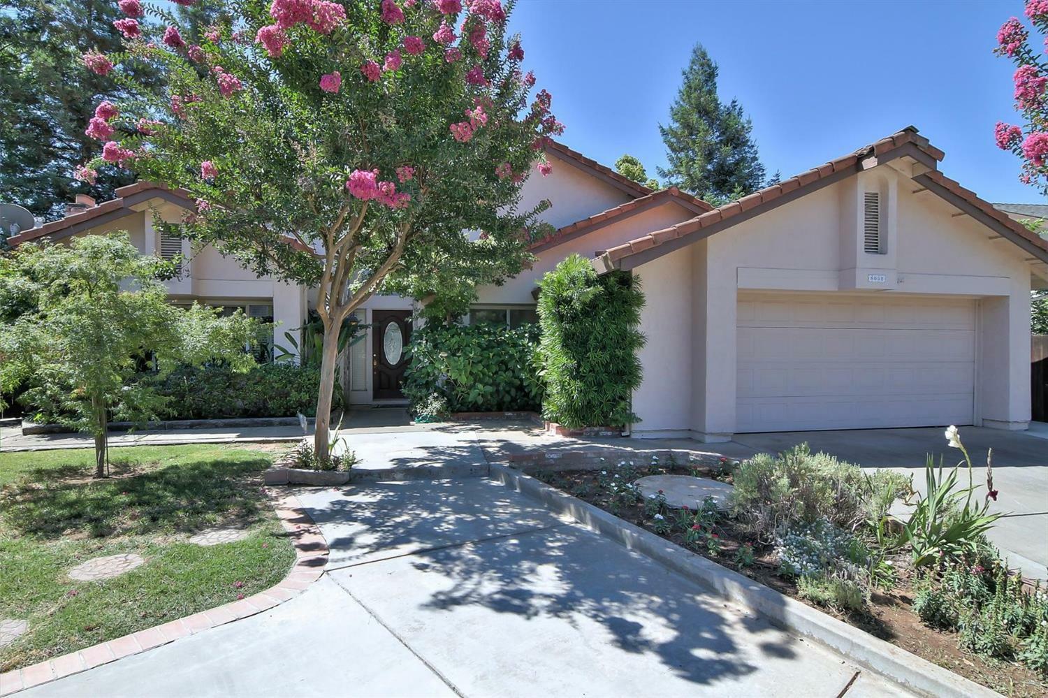 Property Photo:  8952 Shady Vista Court  CA 95624 