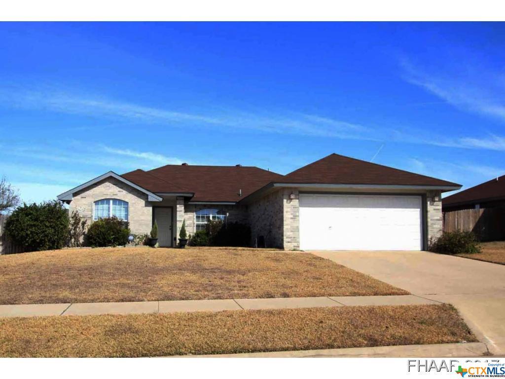 Property Photo: 409 Osman Drive TX 76542