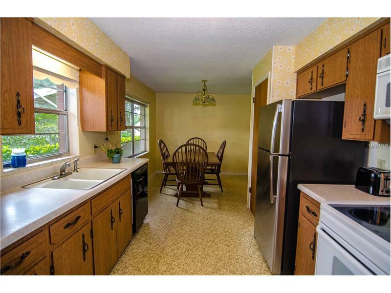 Property Photo:  6804 Williams Road  FL 33584 