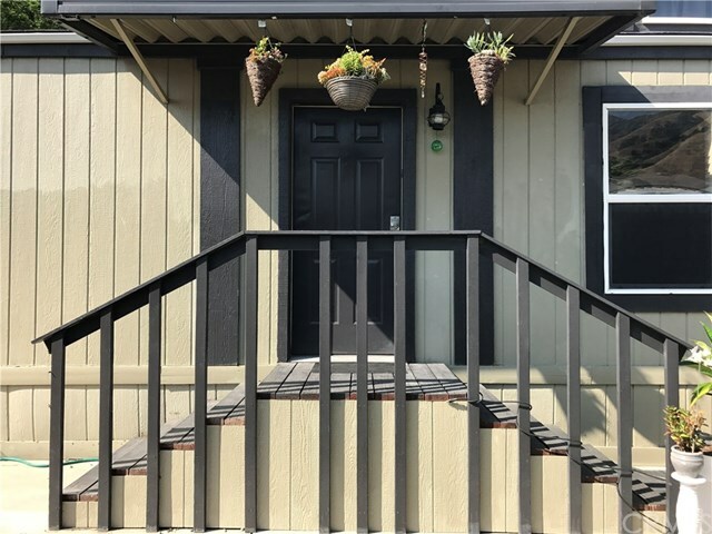 Property Photo: 4901 Green River Road 200 CA 92880