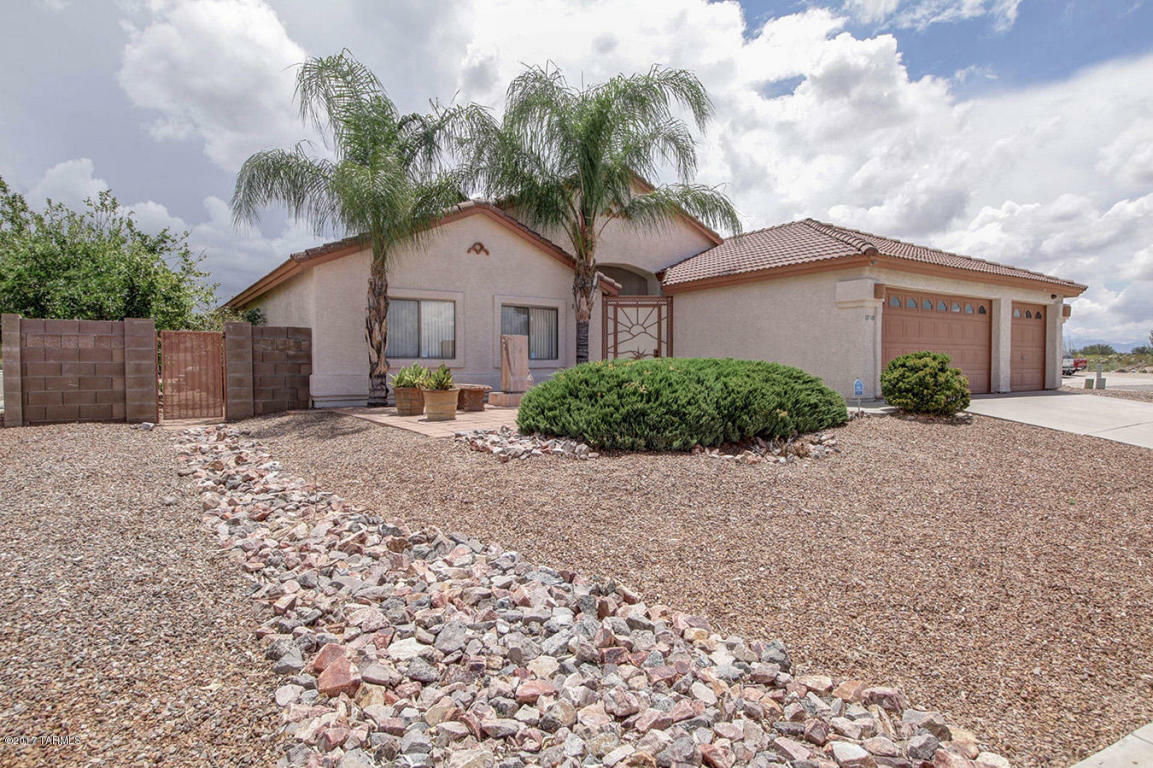 Property Photo:  7547 S Olinga Avenue  AZ 85747 