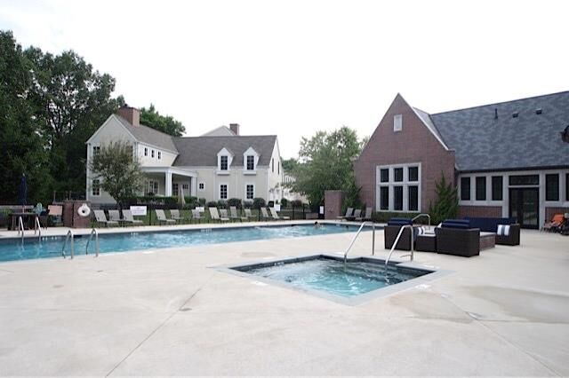 Property Photo: 77 Havemeyer Lane 403 CT 06902