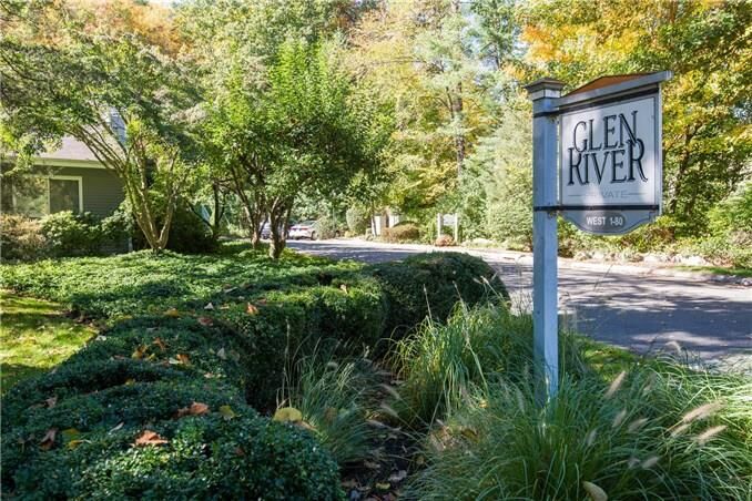 Property Photo: 32 Glen Ridge 32 CT 06897