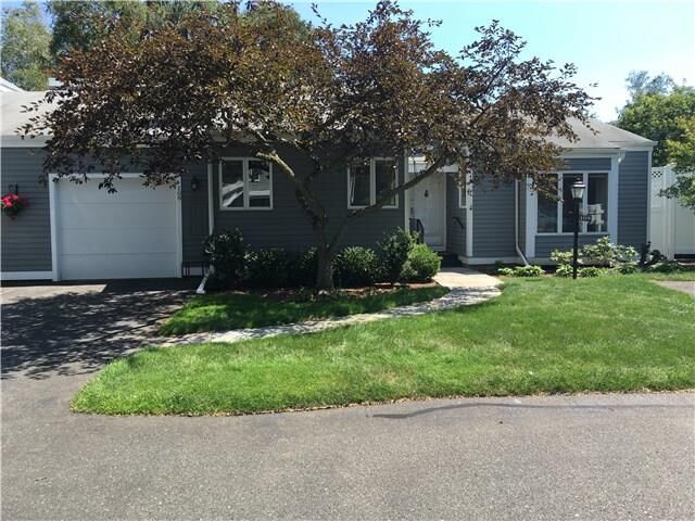 Property Photo:  109 Field Point Drive 109  CT 06824 