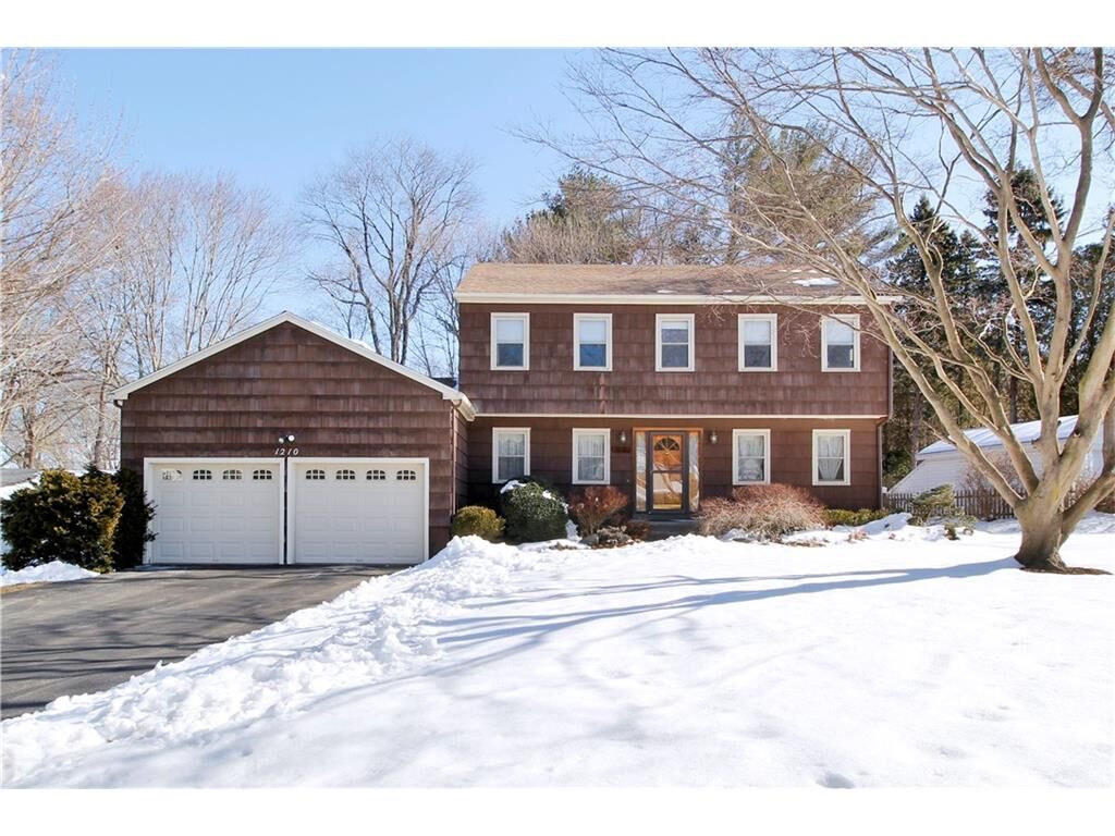 Property Photo:  1210 Melville Avenue  CT 06825