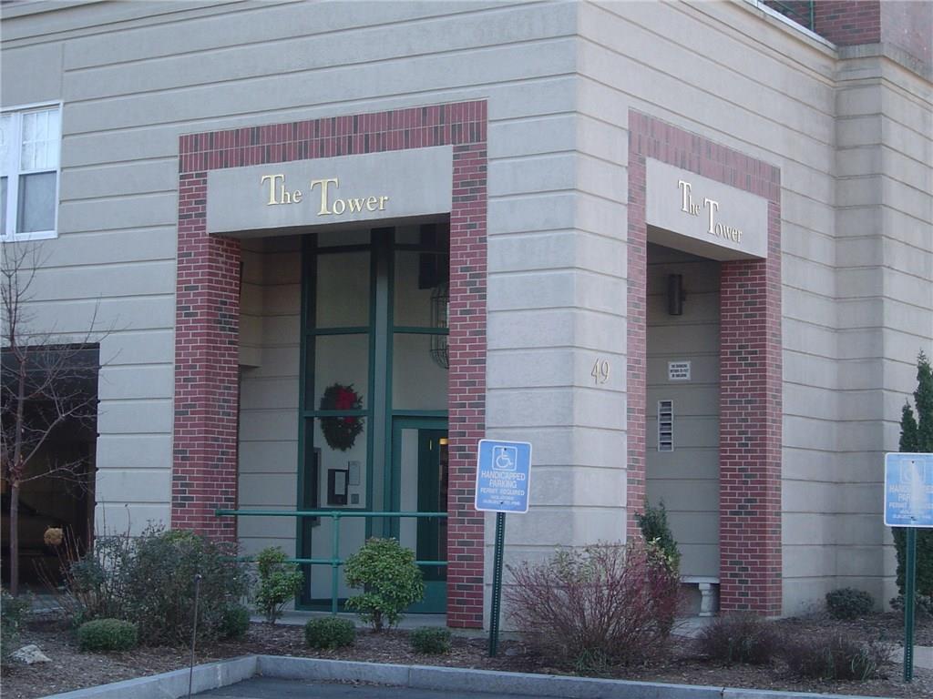 Property Photo: 49 Rose Street 306 CT 06405