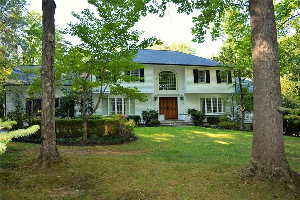 Property Photo:  60 Sanfordtown Road  CT 06896 
