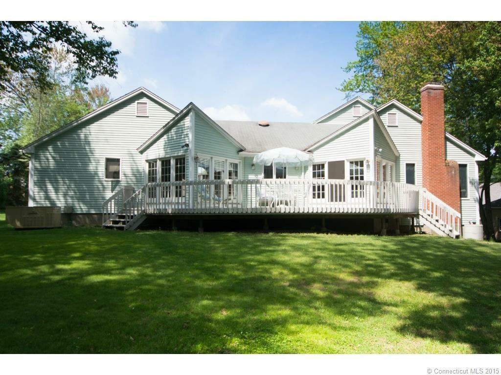 Property Photo: 14 Jefferson Court CT 06109