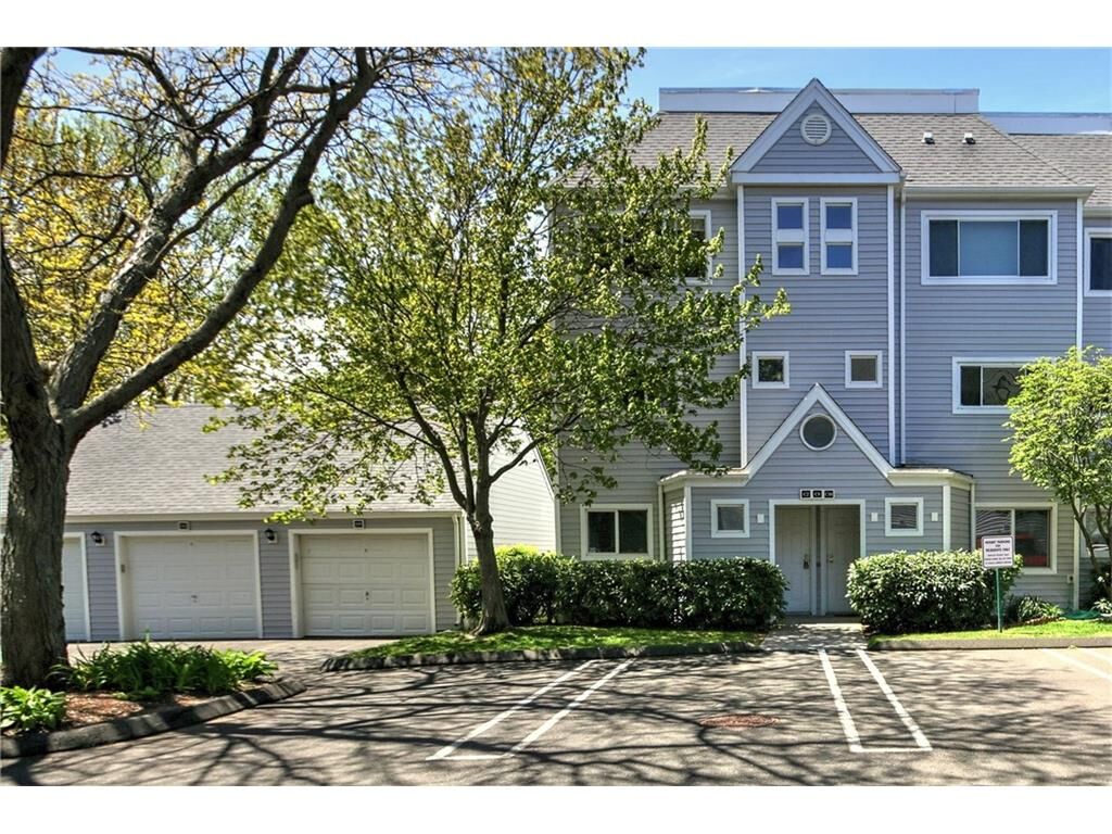 Property Photo:  267 Melba Street C10  CT 06460 