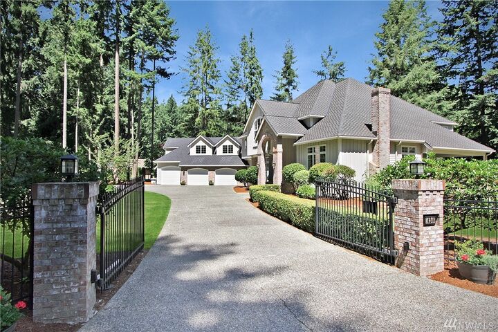 Property Photo:  14246 Bear Creek Rd NE  WA 98077 