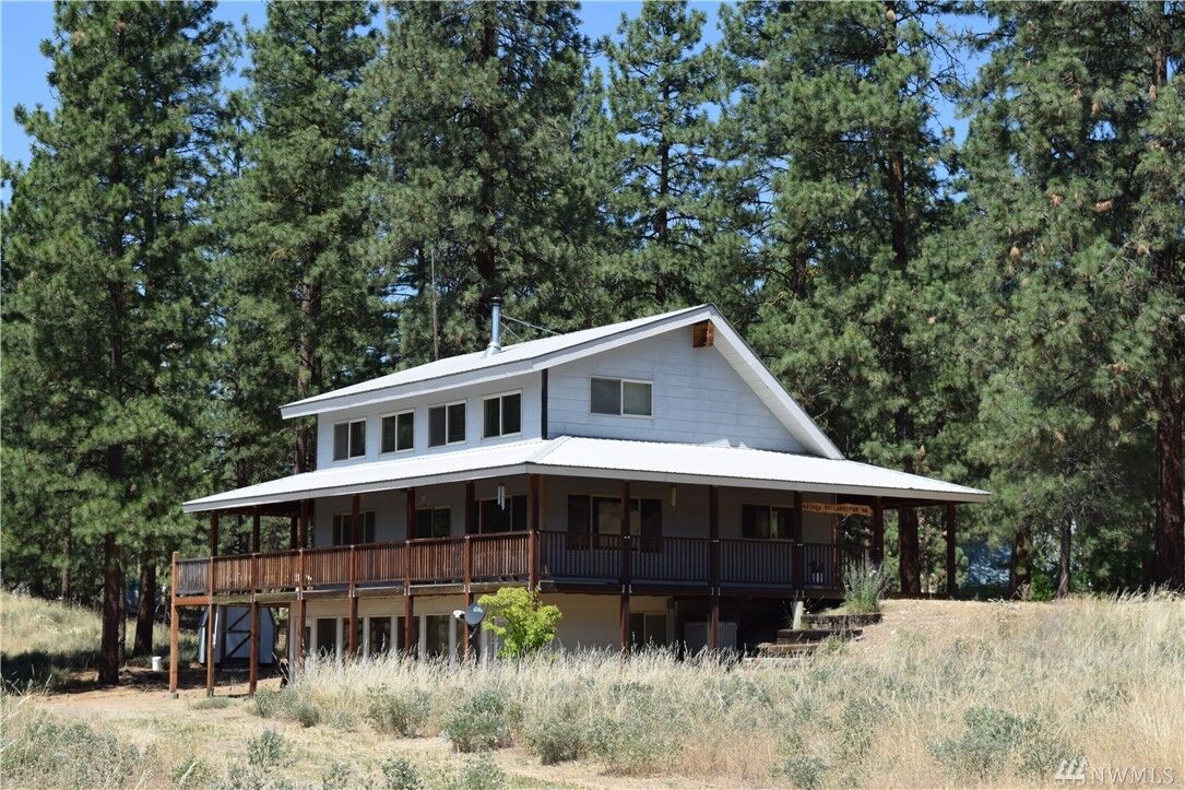 Property Photo:  37 Larkspur Dr  WA 98862 