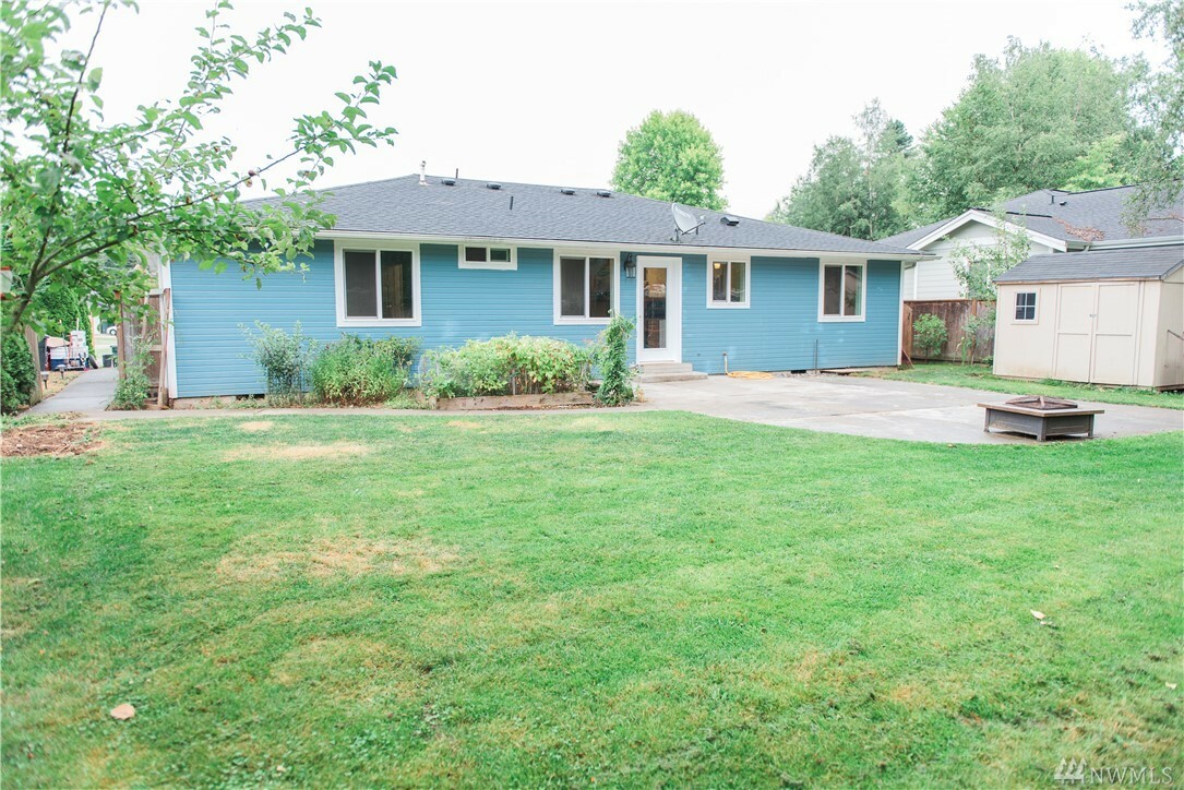 Property Photo:  8435 Seafair Ct  WA 98230 