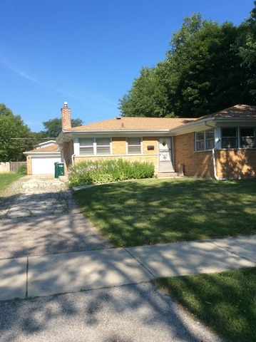 Property Photo:  329 Wilshire West Drive  IL 60091 