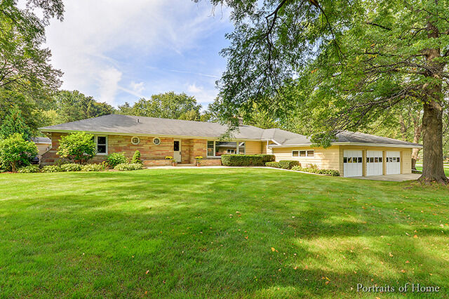 2S410 Oaklawn Drive  Glen Ellyn IL 60137 photo