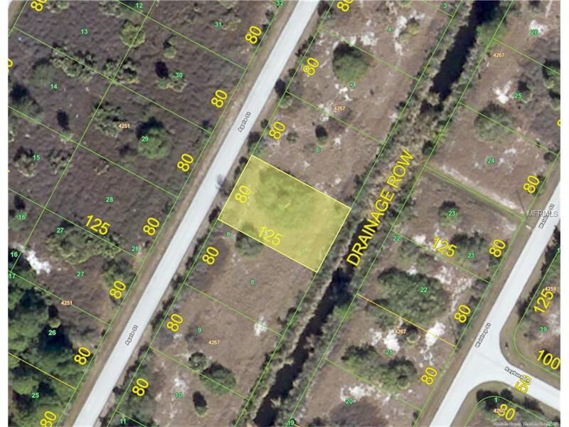 Property Photo: 8568 Agate Street FL 33981