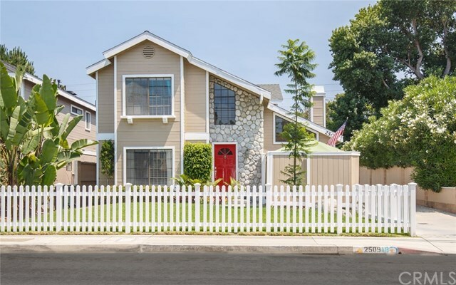 Property Photo:  2509 Huntington Lane A  CA 90278 