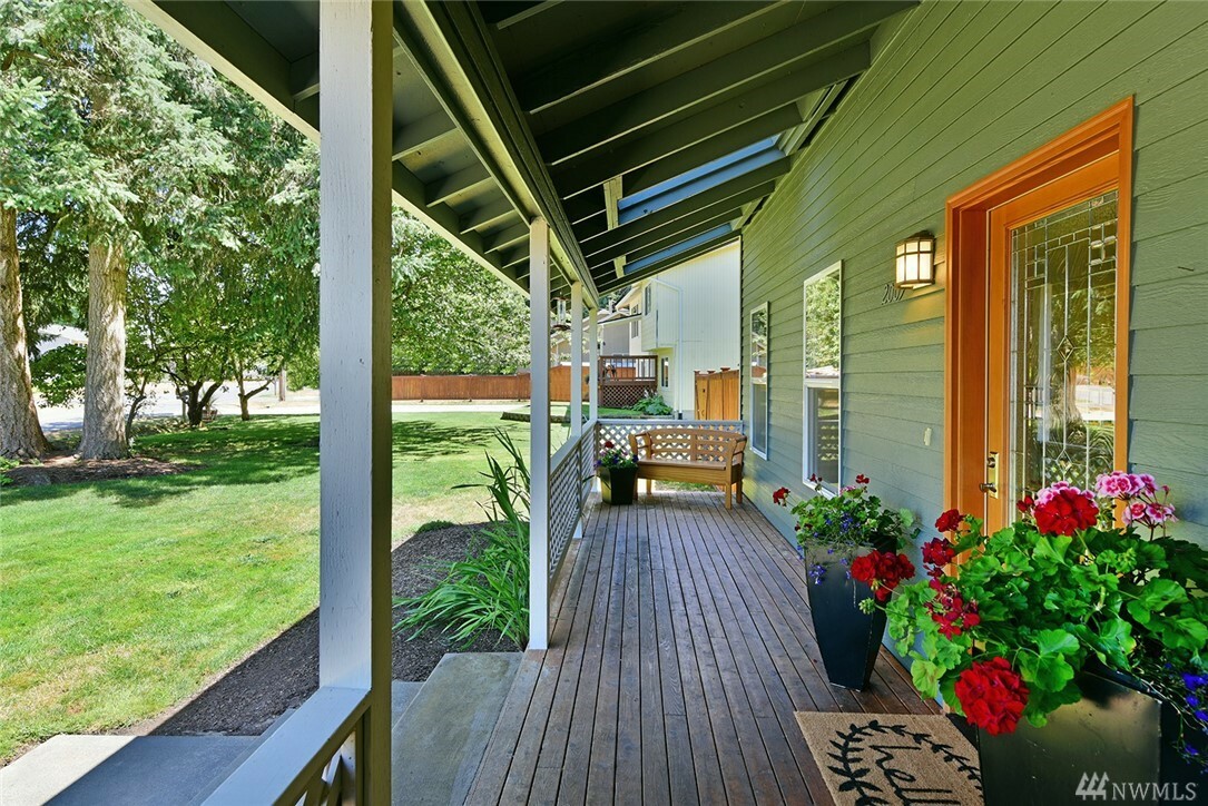 Property Photo:  2009 NW Mulholland Blvd  WA 98370 