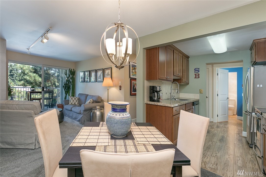 Property Photo: 300 N 130th Street 7305 WA 98133