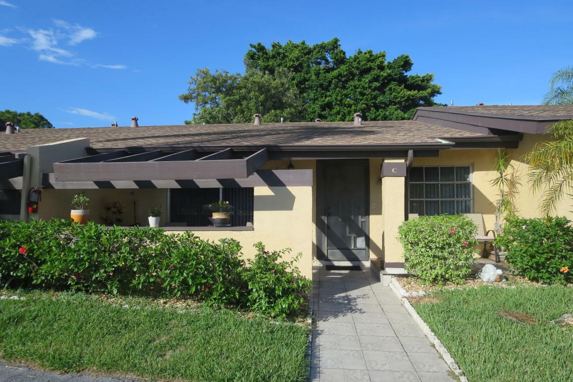 Property Photo: 13747 Via Aurora C FL 33484
