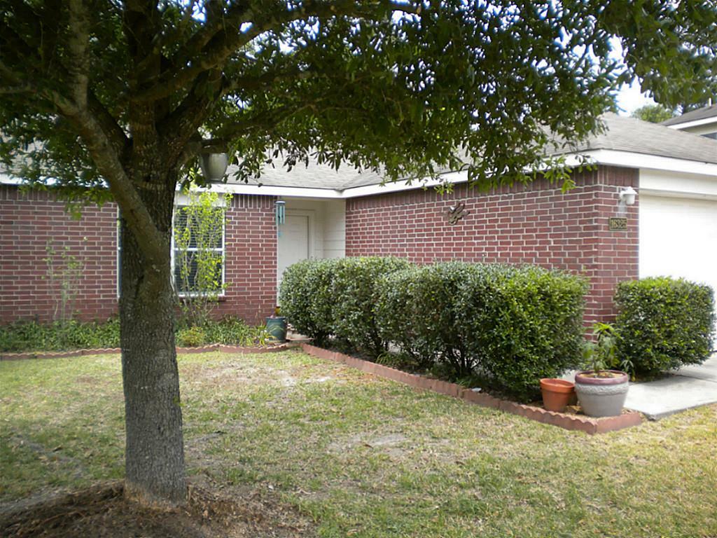 Property Photo:  16325 Sun View Lane  TX 77302 