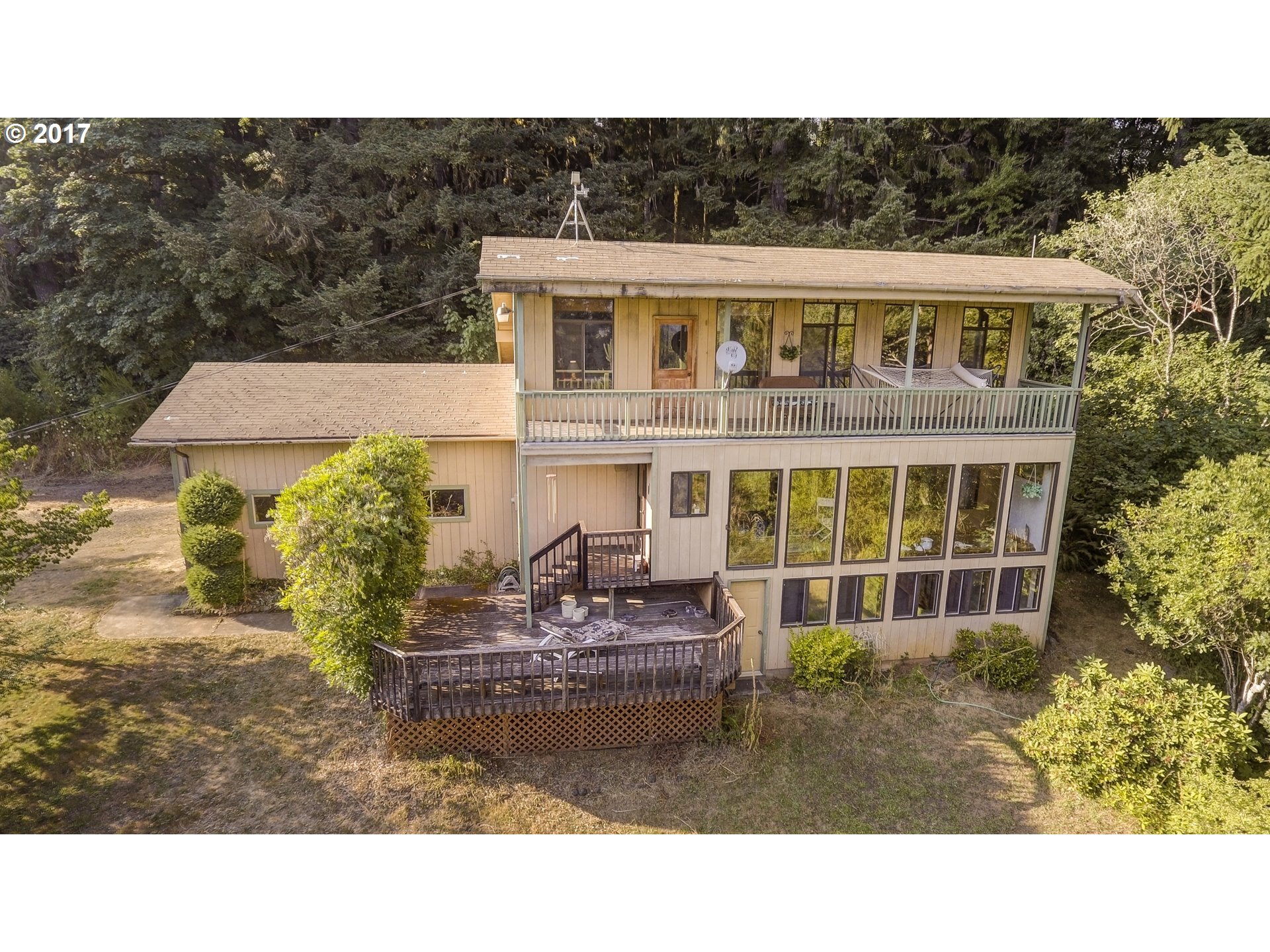 Property Photo:  24900 SW Shadow Ln  OR 97347 
