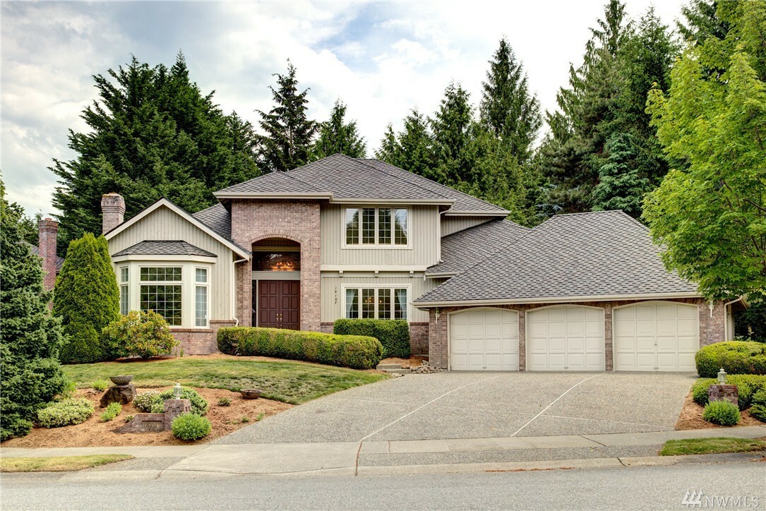 18107 NW Montreux Dr  Issaquah WA 98027 photo