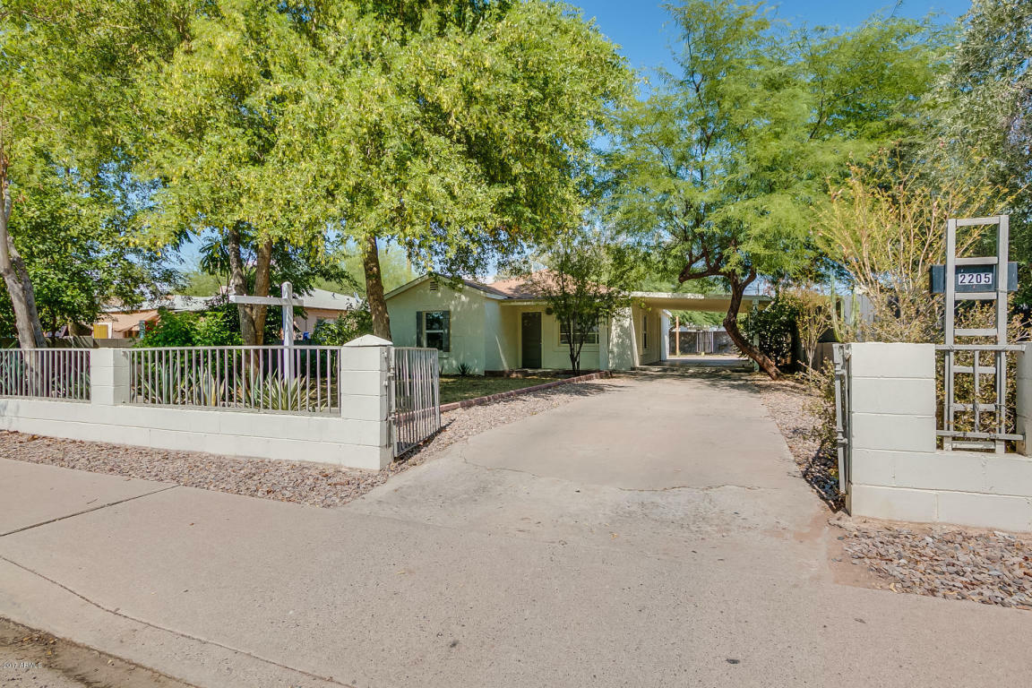 Property Photo:  2205 N 23rd Street  AZ 85006 