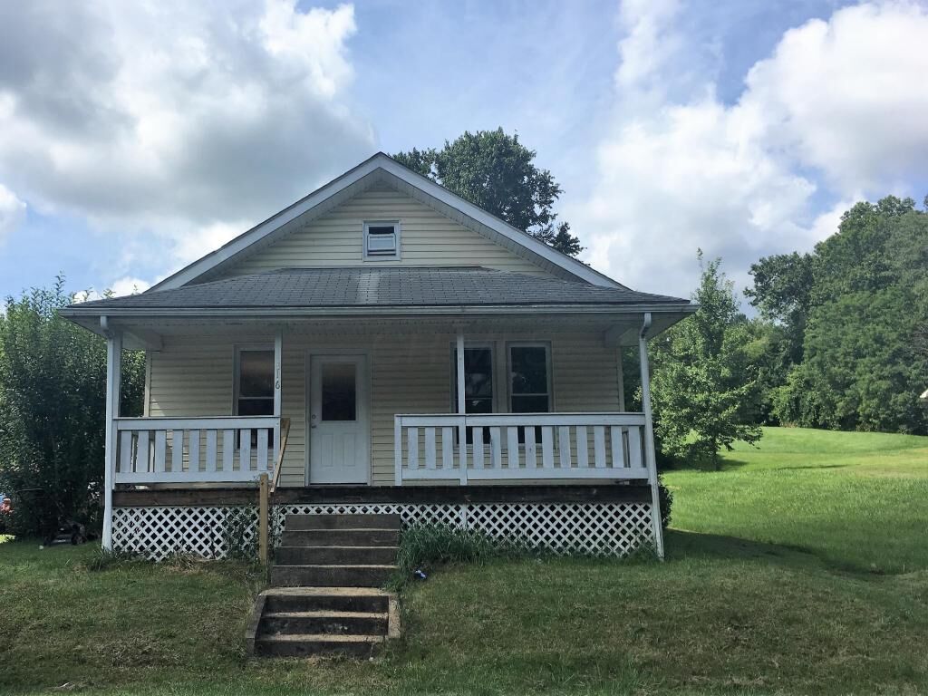 Property Photo:  316 W State Street  OH 43764 