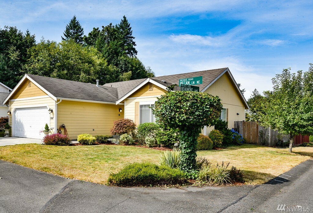 Property Photo:  5747 Pecan Lane NE  WA 98311 