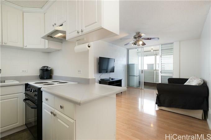 Property Photo:  750 Kanoa Street 404  HI 96817 