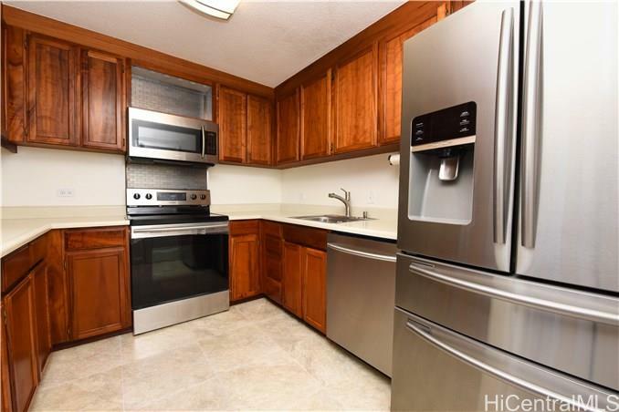 Property Photo:  1442 Lusitana Street 305  HI 96813 