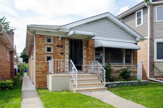 Property Photo: 5002 McVicker Avenue IL 60630