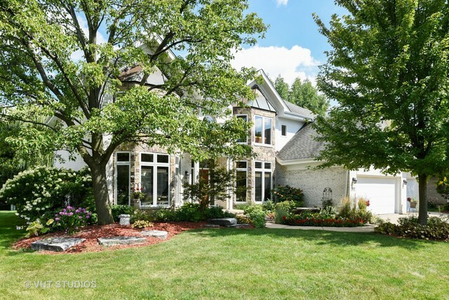 Property Photo:  1817 Darien Club Drive  IL 60561 